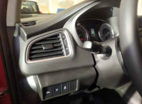 SUZUKI S-Cross 6AT 2WD GLX