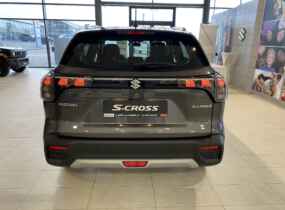 Suzuki S-cross 1.4T 2WD A/T GLX