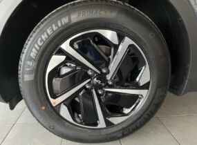 KIA Sportage 2.0 EX 2WD 5dr 5seats 6A/T