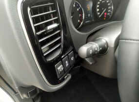 MITSUBISHI Outlander Invite