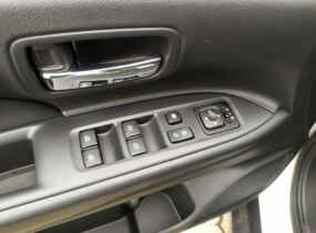 MITSUBISHI Outlander Invite