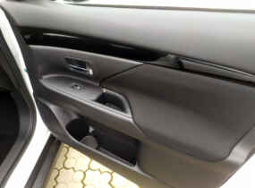 MITSUBISHI Outlander Invite