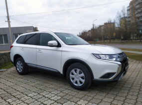 MITSUBISHI Outlander Invite