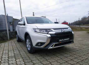 MITSUBISHI Outlander Invite