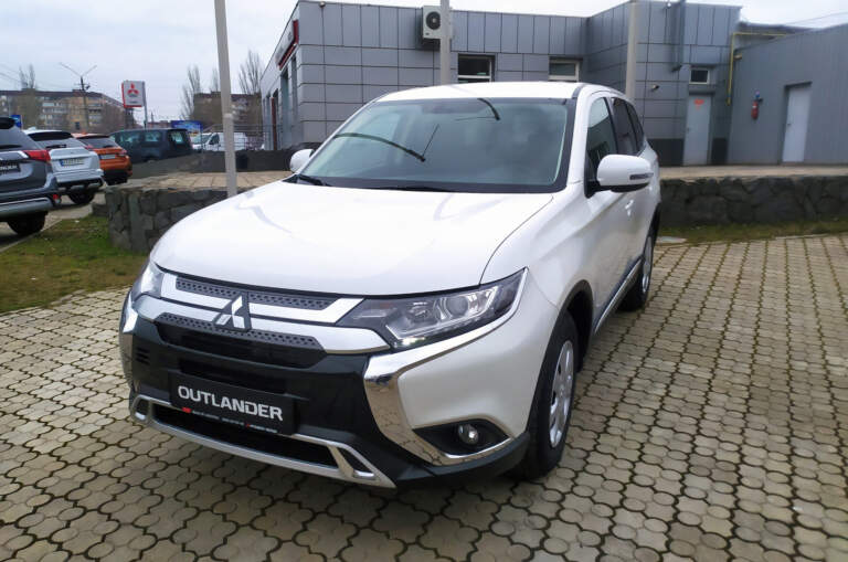 MITSUBISHI Outlander Invite