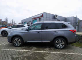 Mitsubishi Outlander 2.4 CVT Ultimate