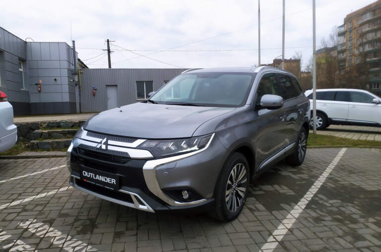 Mitsubishi Outlander 2.4 CVT Ultimate