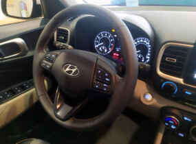 HYUNDAI VENUE 1.6 ELEGANCE PLUS AT C-PACK