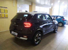 HYUNDAI VENUE 1.6 ELEGANCE PLUS AT C-PACK