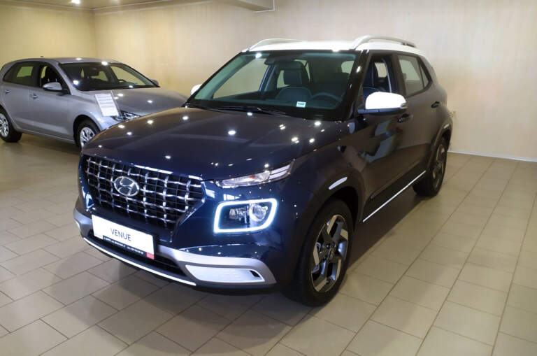 HYUNDAI VENUE 1.6 ELEGANCE PLUS AT C-PACK