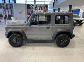 Suzuki Jimny 1.5 MT