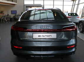 Audi e-tron 2021