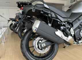 SUZUKI V-Strom 650