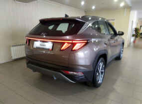 HYUNDAI Tucson NX4 2WD 2.0 AT