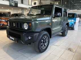 Suzuki Jimny 1.5 GLX A/T