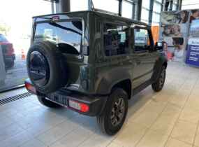 Suzuki Jimny 1.5 GLX A/T