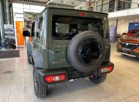 Suzuki Jimny 1.5 GLX A/T