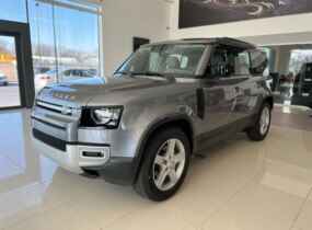 Land Rover Defender 110 SE