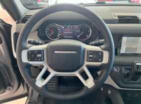 Land Rover Defender 110 SE