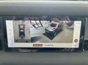 Land Rover Defender 110 SE