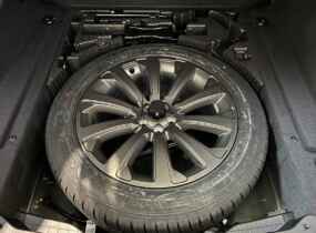 Land Rover Range Rover Velar  R-Dynamic SE