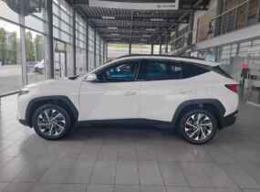 HYUNDAI Tucson NX4 2.0 Elegance Teal AT