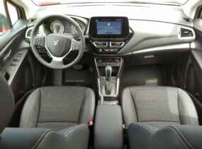 SUZUKI New S-Cross 1.4L 4WD GLX AT
