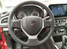 SUZUKI New S-Cross 1.4L 4WD GLX AT