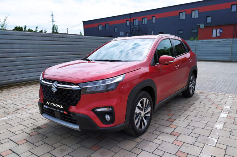 SUZUKI New S-Cross 1.4L 4WD GLX AT