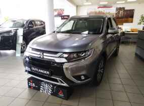 MITSUBISHI Outlander 2.4 CVT Ultimate