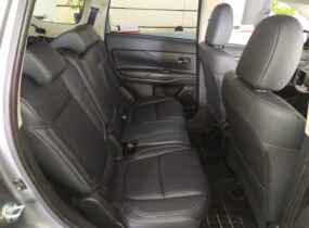 MITSUBISHI Outlander 2.4 CVT Ultimate