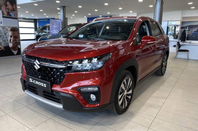 Suzuki S-cross 1.4T 4WD A/T GLX