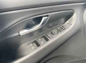 Hyundai i30 PD 1.5 WGN Style AT