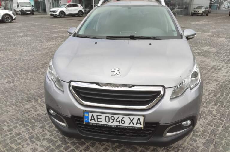 PEUGEOT 2008