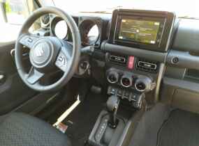 SUZUKI JIMNY 1.5 GLX A/T