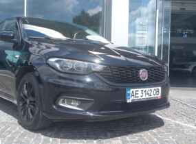 Fiat Tipo Street