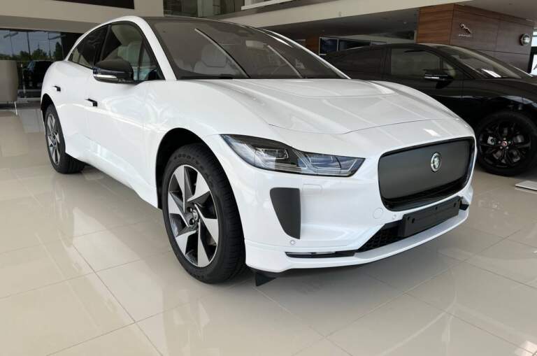 JAGUAR I-PACE