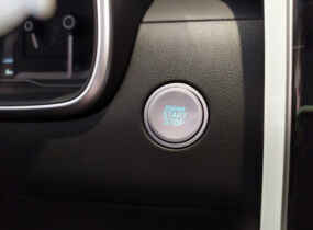 HYUNDAI TUCSON NX4 2.0 DYNAMIC 2WD 6AT