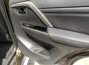 Mitsubishi Pajero Sport 2.4 TD AT Intense