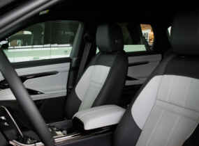 Range Rover Evoque R-Dynamic S 2023
