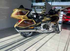 Honda GL1800 Gold Wing Tour