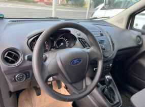 Ford Transit Courier Van Бензиновий