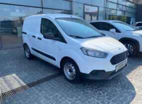 Ford Transit Courier Van Бензиновий