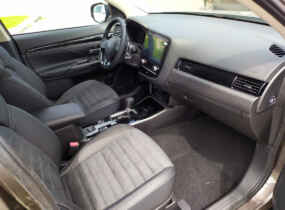 Mitsubishi Outlander 2.4 Instyle