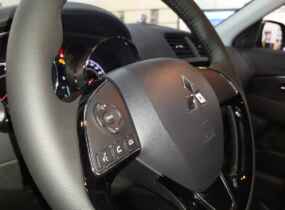 Mitsubishi ASX Invite 1.6 MT
