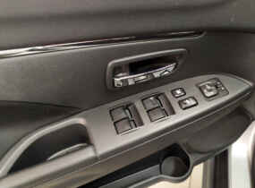 Mitsubishi ASX Invite 1.6 MT