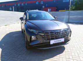 HYUNDAI TUCSON NX4 2.0 AT ELEGANCE
