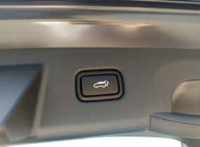 HYUNDAI TUCSON NX4 2.0 AT ELEGANCE