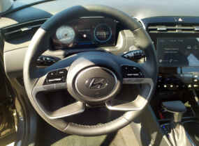 HYUNDAI TUCSON NX4 2.0 AT ELEGANCE