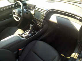 HYUNDAI TUCSON NX4 2.0 AT ELEGANCE